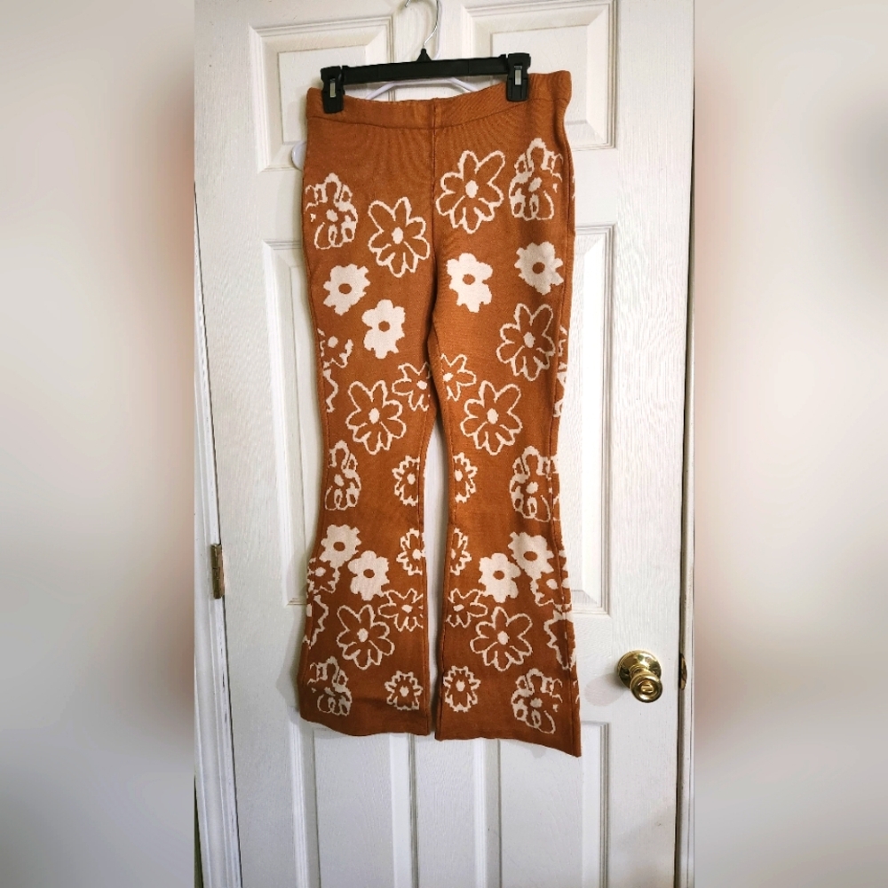 NWOT Knit Bell Bottoms